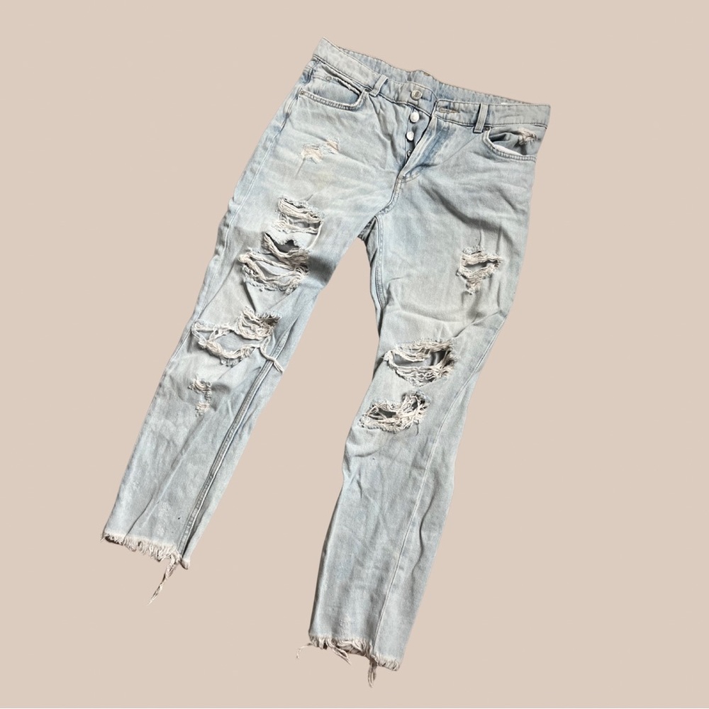 H&M Distressed Boyfriend Jeans